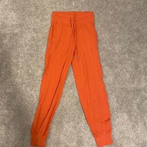 LULULEMON JOGGERS